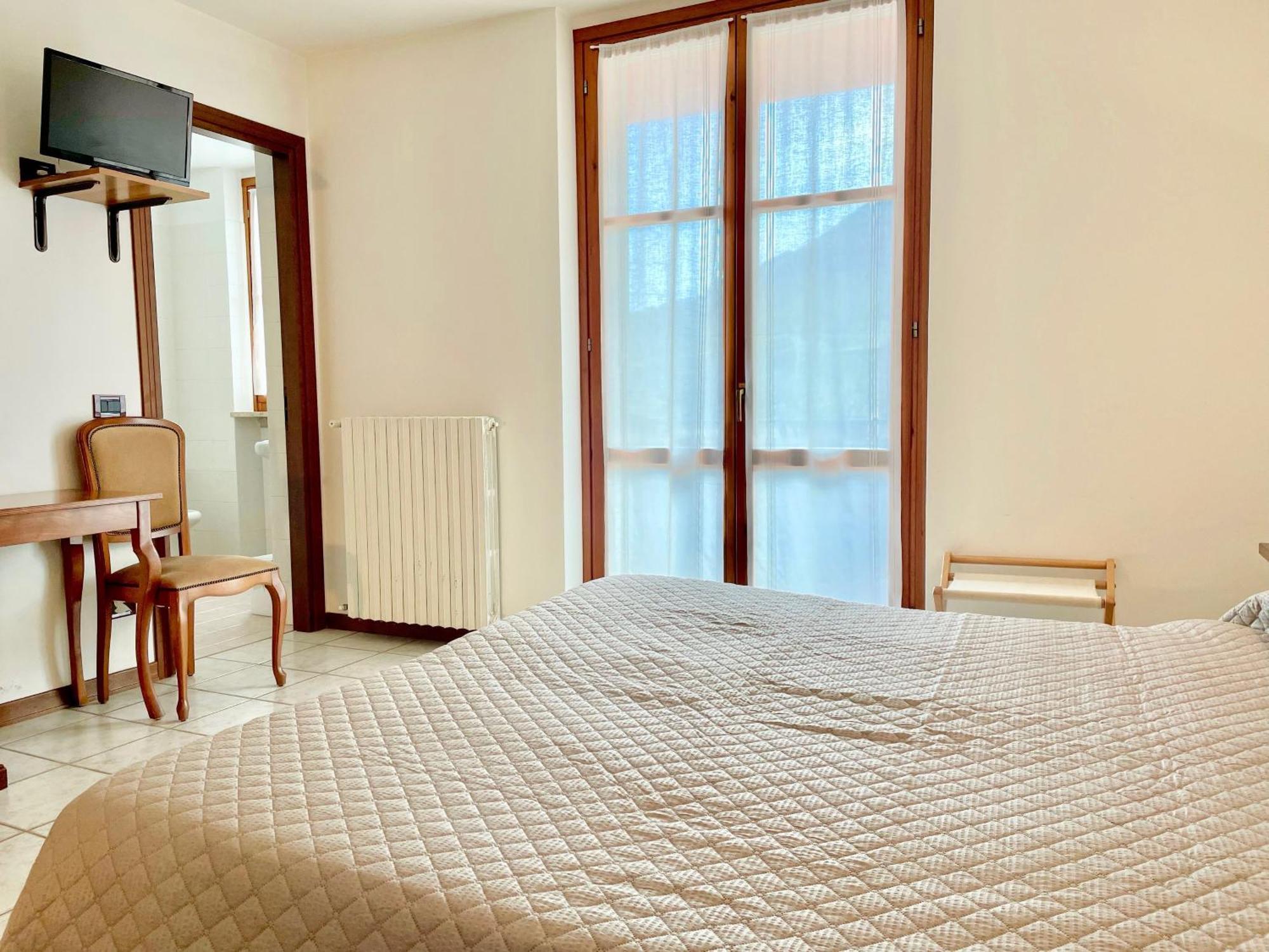 Hotel Edelweiss San Zeno di Montagna